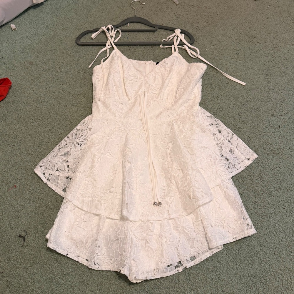 Simplee Lace Tiered Romper White Large Boho Bridal Shower Summer Festival